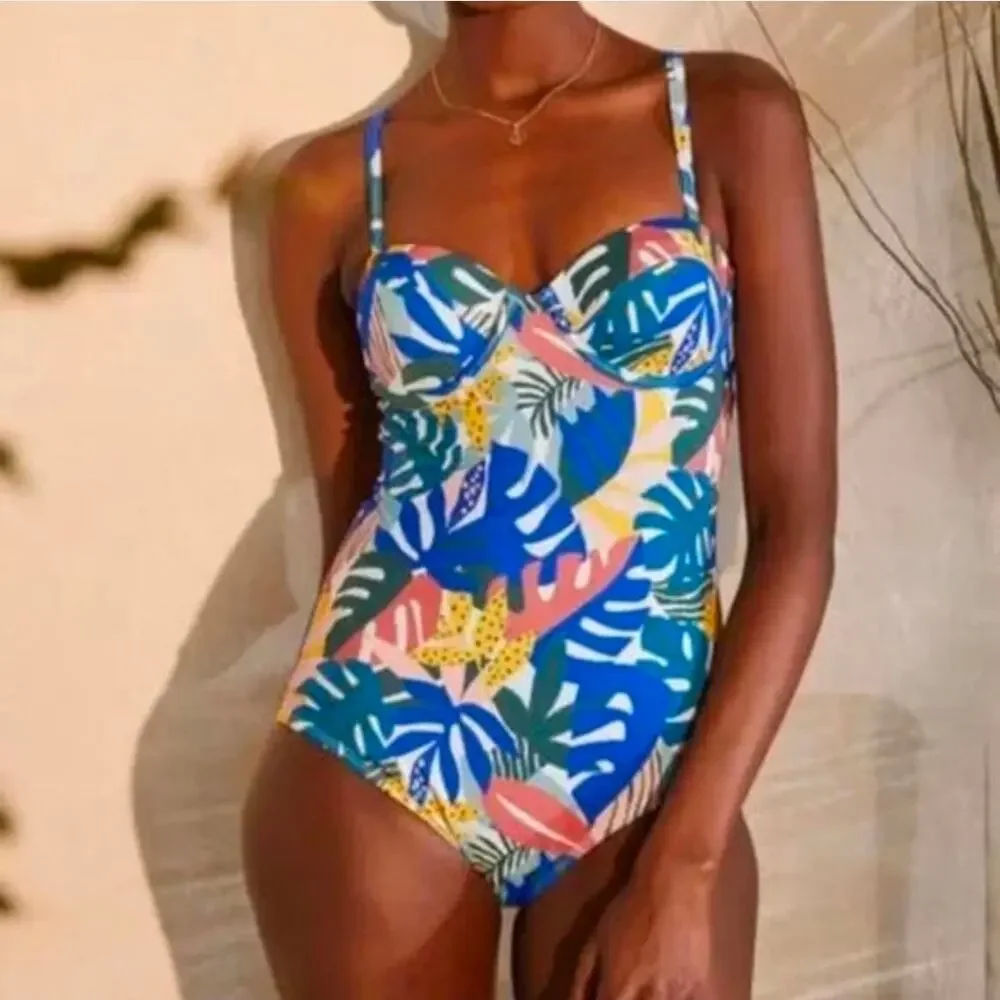 Boden Cassis cup floral leaf pattern one piece swimsuit sz 34B